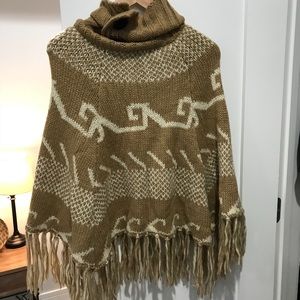 Steve Madden poncho